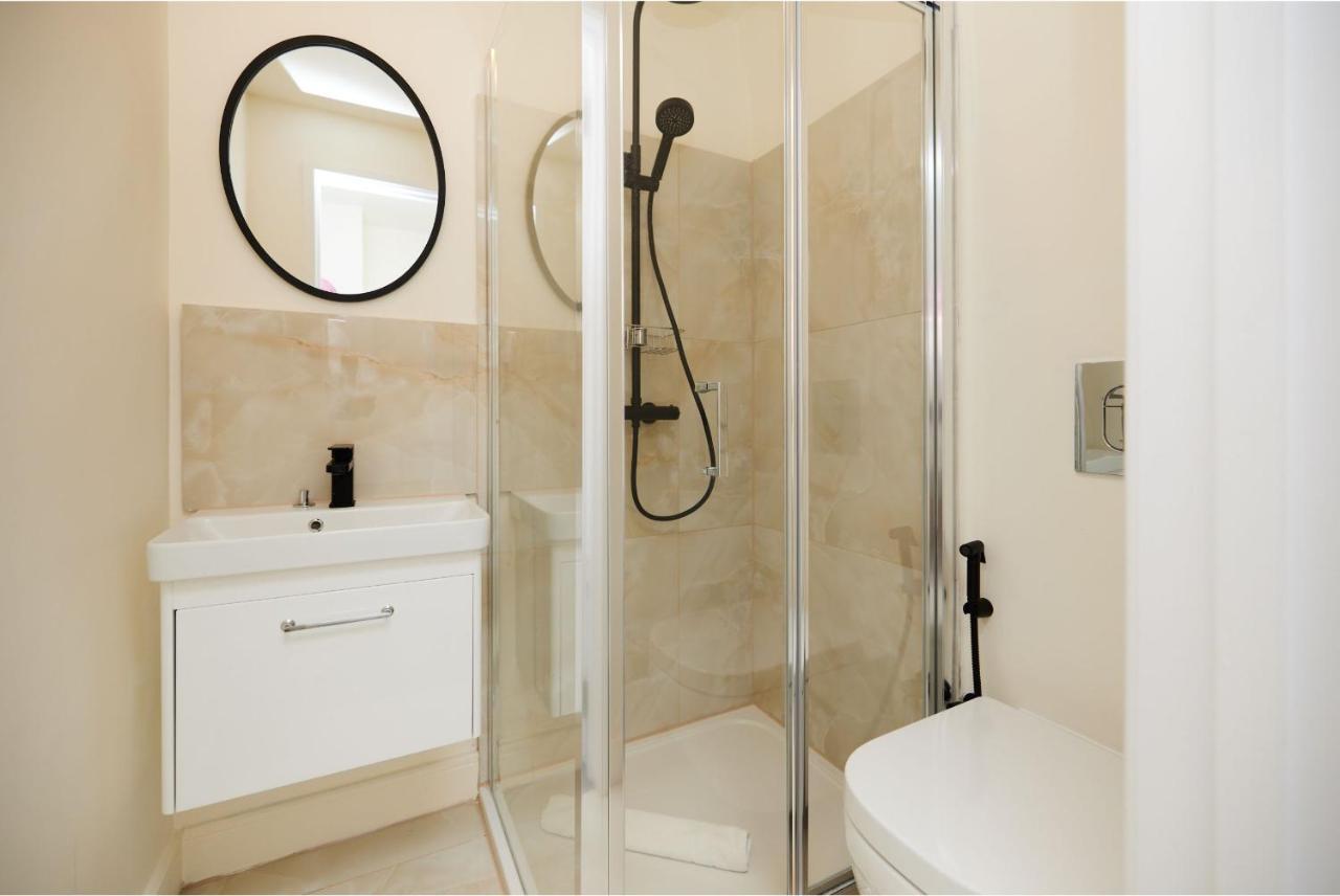 The Battersea Crib - Dazzling 3bdr Flat With Garden * Londra