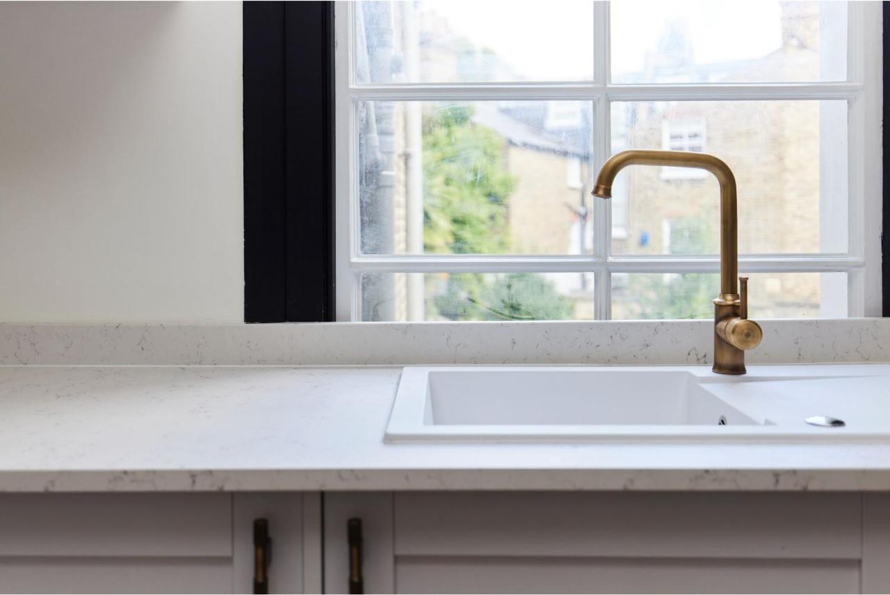 Appartamento The Battersea Crib - Dazzling 3bdr Flat With Garden *